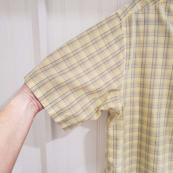 RoundTree & Yorke Large Tall Short Sleeve Yellow  Blue Plaid Button Down Shirt - Picture 6 of 13